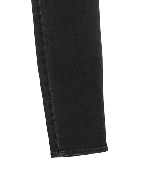 Green　Parks（グリーンパークス）の「ブラックデニムスキニーパンツ＊（デニムパンツ・レディース・ブラック・S/M/L）」の6枚目の写真