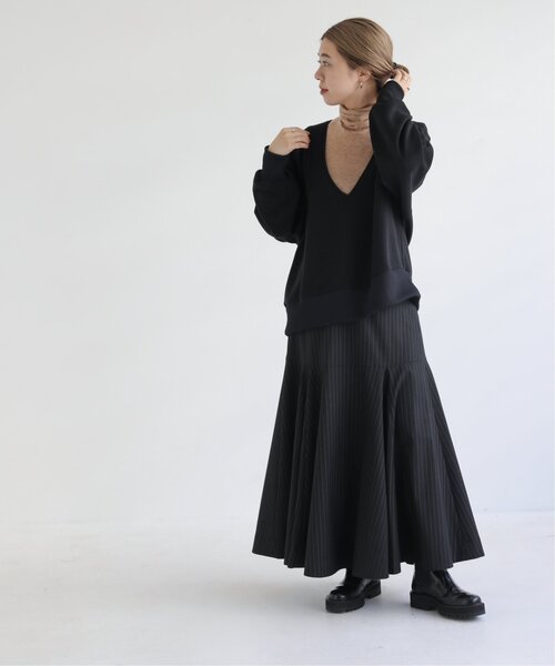 MJUKA.（ミューカ）の「深Vプルオーバー（Tシャツ/カットソー・レディース・ブラック/ベージュ・FREE）」の9枚目の写真