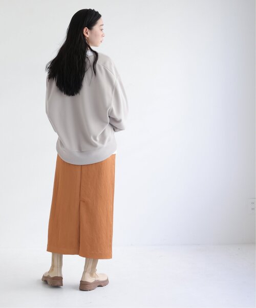 MJUKA.（ミューカ）の「深Vプルオーバー（Tシャツ/カットソー・レディース・ブラック/ベージュ・FREE）」の19枚目の写真