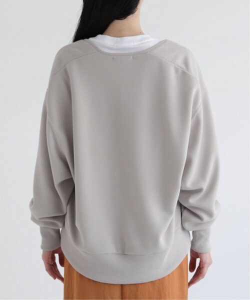 MJUKA.（ミューカ）の「深Vプルオーバー（Tシャツ/カットソー・レディース・ブラック/ベージュ・FREE）」の22枚目の写真