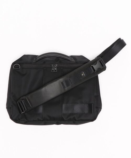 MSPC（エムエスピーシー）の「【MSPC / マスターピース】Progress Coating One Shoulder(2WAY スリングバッグ)（ショルダーバッグ・メンズ・ブラック・FREE）」の2枚目の写真