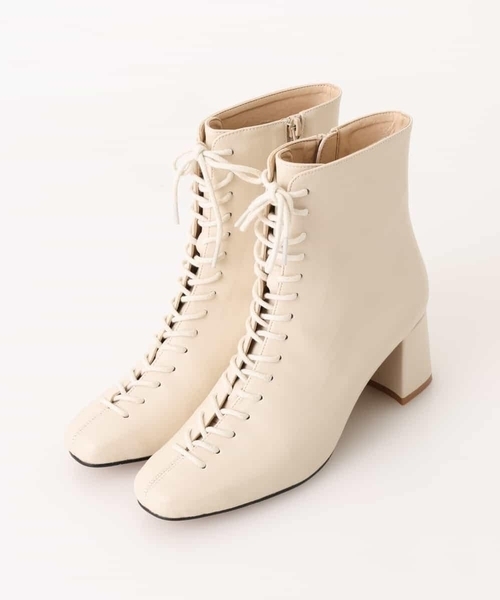 a.v.v（アーヴェヴェ）の「レースアップブーツ（ブーツ・レディース・ブラック/アイボリー・24.5/23.5/22.5）」の6枚目の写真