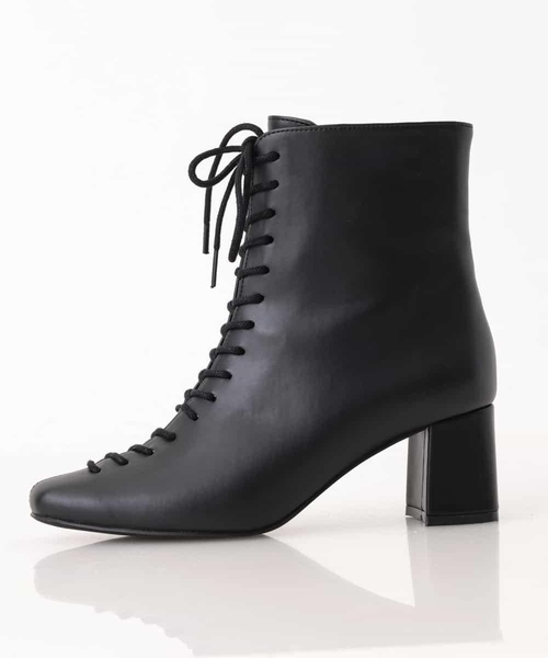 a.v.v（アーヴェヴェ）の「レースアップブーツ（ブーツ・レディース・ブラック/アイボリー・24.5/23.5/22.5）」の9枚目の写真