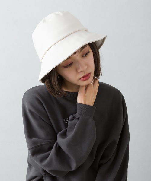 SpRay（スプレイ）の「フェイクレザ－バケットハット（その他小物・レディース・ブラック/ベージュ/ブラウン/アイボリー・FREE）」の2枚目の写真