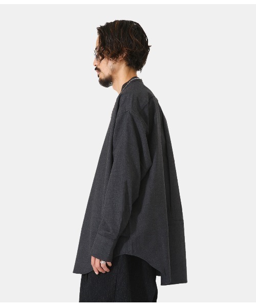 PORT BY ARK（ポートバイアーク）の「PORT BY ARK / ポートバイアーク：Long cuffs Band Collar Shirt：PO10-SH001[COR]（シャツ/ブラウス・メンズ・チャコール/グレー系その他・2/1）」の22枚目の写真