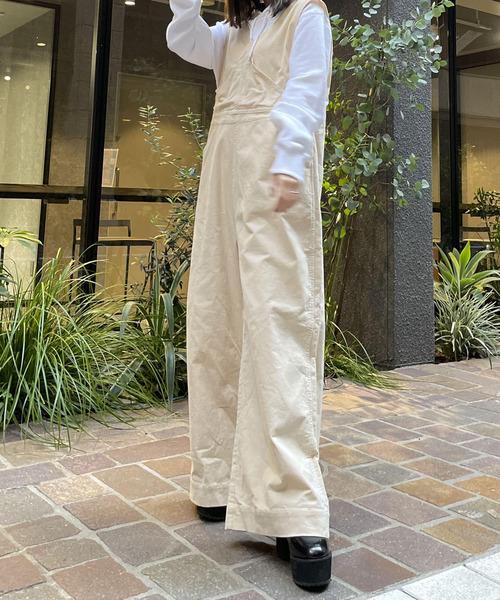 HEYUMM（ヘユム）の「コーデュロイオーバーオール（サロペット/オーバーオール・レディース・ブラック/ピンク/アイボリー・ONE）」の12枚目の写真