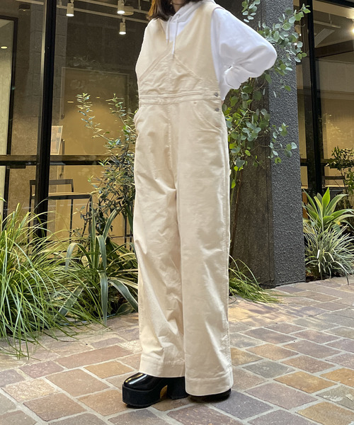 HEYUMM（ヘユム）の「コーデュロイオーバーオール（サロペット/オーバーオール・レディース・ブラック/ピンク/アイボリー・ONE）」の22枚目の写真