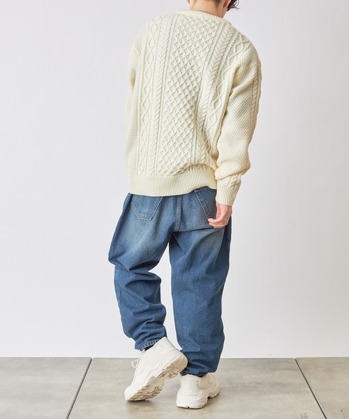 COLONY 2139(コロニートゥーワンスリーナイン)の「2139ジーンズ(ワイドテーパード)(デニムパンツ・メンズ・ブラック/インディゴブルー/ブルー・MEDIUM/LARGE/X-LARGE)」の17枚目の写真