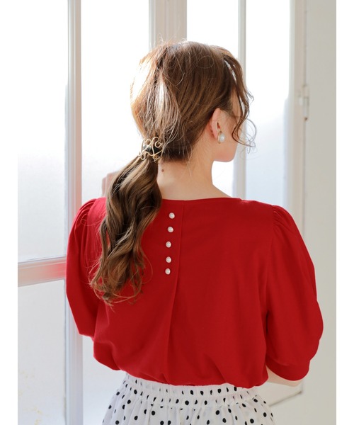 Areeam（アリーム）の「控えめな彼女に贈るパフスリーブトップス（Tシャツ/カットソー・レディース・ネイビー/ブラック/レッド/オフホワイト・FREE）」の4枚目の写真