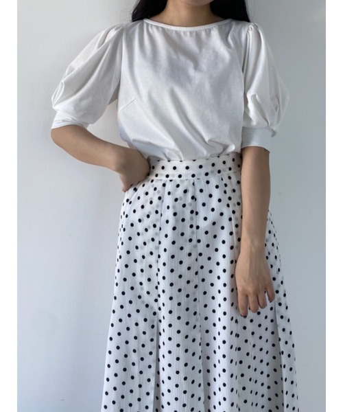 Areeam（アリーム）の「控えめな彼女に贈るパフスリーブトップス（Tシャツ/カットソー・レディース・ネイビー/ブラック/レッド/オフホワイト・FREE）」の19枚目の写真