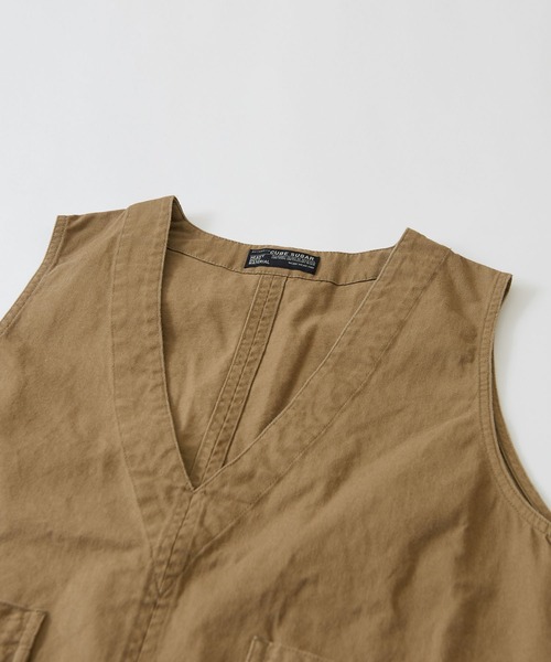 CUBE SUGAR(キューブシュガー)の「ツイル Vネック 無地 ベスト(ベスト・レディース・チャコールグレー/ベージュ/カーキ・M)」の20枚目の写真