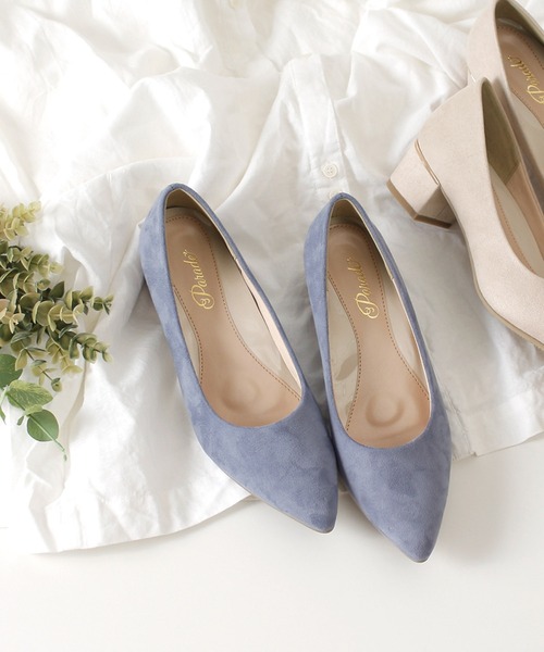 Parade（パレード）の「【極ふわっ】アーモンドトゥゴールドラインパンプス　21114【Parade】（パンプス・レディース・ブラック/ブルー/ライトベージュ/ダークベージュ/シルバー/ベージュ・22.5cm/23.5cm/24.5cm/25.5cm/23.0cm/24.0cm/25.0cm/22.0cm）」の5枚目の写真