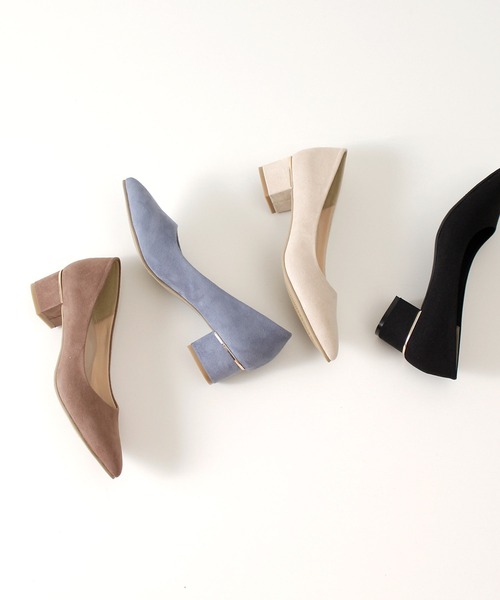 Parade（パレード）の「【極ふわっ】アーモンドトゥゴールドラインパンプス　21114【Parade】（パンプス・レディース・ブラック/ブルー/ライトベージュ/ダークベージュ/シルバー/ベージュ・22.5cm/23.5cm/24.5cm/25.5cm/23.0cm/24.0cm/25.0cm/22.0cm）」の18枚目の写真