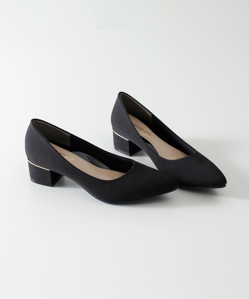 Parade（パレード）の「【極ふわっ】アーモンドトゥゴールドラインパンプス　21114【Parade】（パンプス・レディース・ブラック/ブルー/ライトベージュ/ダークベージュ/シルバー/ベージュ・22.5cm/23.5cm/24.5cm/25.5cm/23.0cm/24.0cm/25.0cm/22.0cm）」の7枚目の写真