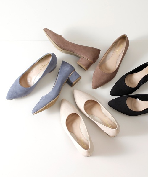 Parade（パレード）の「【極ふわっ】アーモンドトゥゴールドラインパンプス　21114【Parade】（パンプス・レディース・ブラック/ブルー/ライトベージュ/ダークベージュ/シルバー/ベージュ・22.5cm/23.5cm/24.5cm/25.5cm/23.0cm/24.0cm/25.0cm/22.0cm）」の16枚目の写真