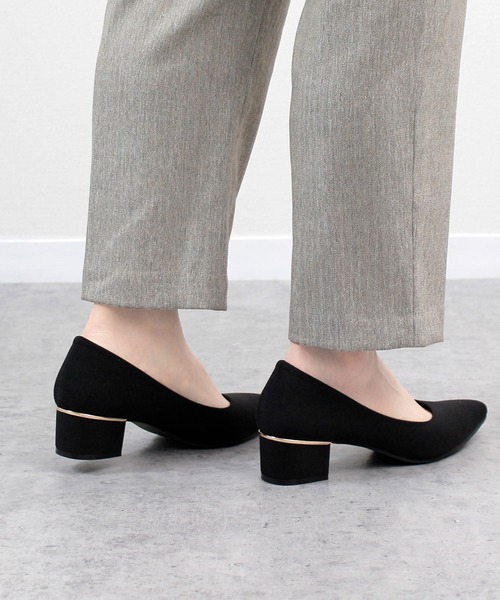 Parade（パレード）の「【極ふわっ】アーモンドトゥゴールドラインパンプス　21114【Parade】（パンプス・レディース・ブラック/ブルー/ライトベージュ/ダークベージュ/シルバー/ベージュ・22.5cm/23.5cm/24.5cm/25.5cm/23.0cm/24.0cm/25.0cm/22.0cm）」の9枚目の写真