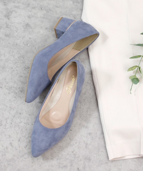 Parade（パレード）の「【極ふわっ】アーモンドトゥゴールドラインパンプス　21114【Parade】（パンプス・レディース・ブラック/ブルー/ライトベージュ/ダークベージュ/シルバー/ベージュ・22.5cm/23.5cm/24.5cm/25.5cm/23.0cm/24.0cm/25.0cm/22.0cm）」の20枚目の写真