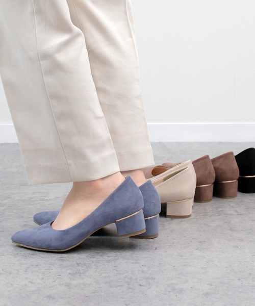 Parade（パレード）の「【極ふわっ】アーモンドトゥゴールドラインパンプス　21114【Parade】（パンプス・レディース・ブラック/ブルー/ライトベージュ/ダークベージュ/シルバー/ベージュ・22.5cm/23.5cm/24.5cm/25.5cm/23.0cm/24.0cm/25.0cm/22.0cm）」の17枚目の写真