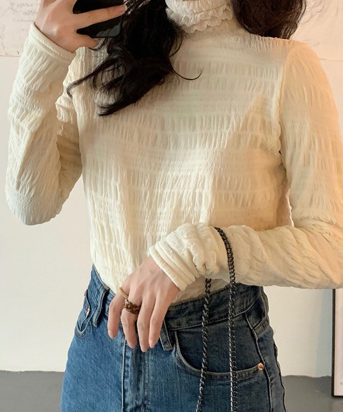 meJane(ミージェーン)の「シャーリングシアーハイネックトップス【ZOZOTOWN限定】(Tシャツ/カットソー・レディース・ブラック/オフホワイト・FREE)」の6枚目の写真