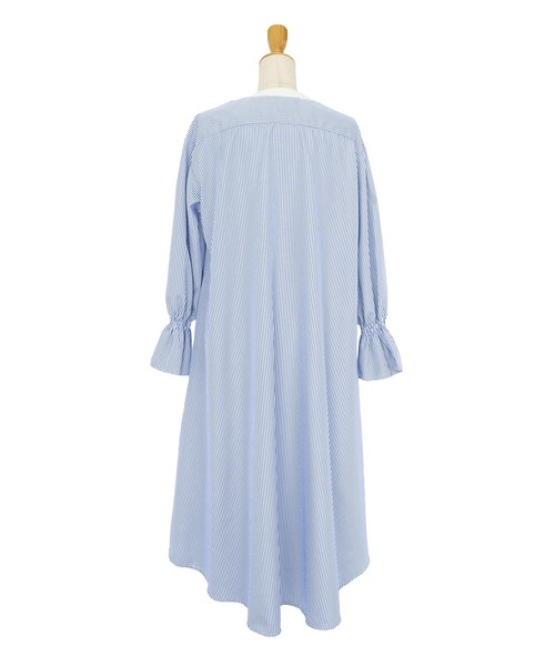 BLUEEAST（ブルーイースト）の「ボリュームスリーブストライプシャツワンピース（シャツワンピース・レディース・グリーン/ネイビー/サックスブルー/ピンク・MEDIUM）」の17枚目の写真