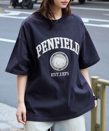PEN FIELD（ペンフィールド）の「PENFIELD/ペンフィールド 別注 カレッジアーチロゴワッペン/ツイル刺繍ビッグシルエット半袖 Tシャツ（Tシャツ/カットソー）」