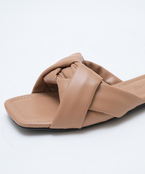 titivate（ティティベイト）の「編み込みフェイクレザーフラットサンダル（サンダル・レディース・ブラック/イエロー/アイボリー/モカ/グリーン系その他・LL/S/M/L）」の21枚目の写真