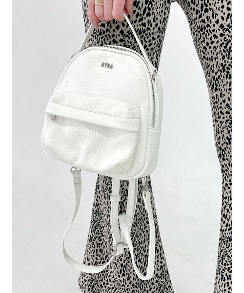 GYDA(ジェイダ)の「GG PATTERNエンボス4WAYミニリュック(バックパック/リュック・レディース・ブラック/オフホワイト・FREE)」の13枚目の写真