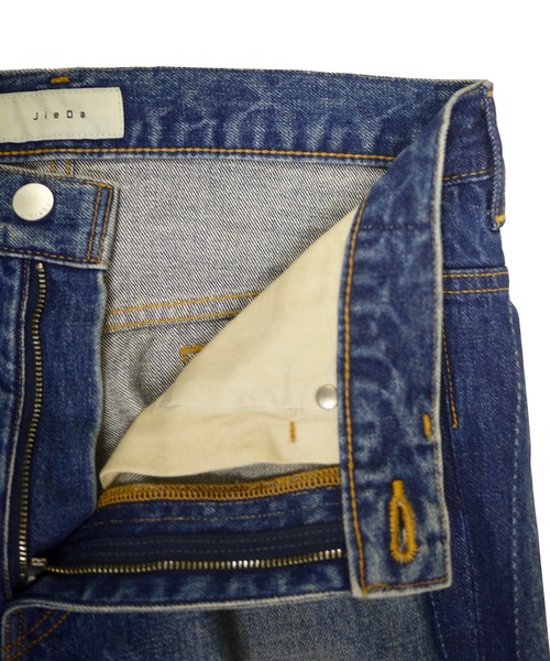 JIEDA(ジエダ)の「USED FLARE PANTS(デニムパンツ・メンズ・ブラック/インディゴブルー・1/2)」の5枚目の写真
