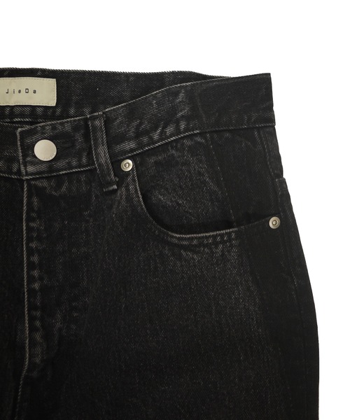 JIEDA(ジエダ)の「USED FLARE PANTS(デニムパンツ・メンズ・ブラック/インディゴブルー・1/2)」の9枚目の写真