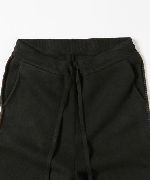 BEAMS LIGHTS（ビームスライツ）の「BEAMS LIGHTS / イージー シューカット パンツ（その他パンツ・メンズ・ブラック/ブラウン系その他5・SMALL/MEDIUM/LARGE）」の5枚目の写真