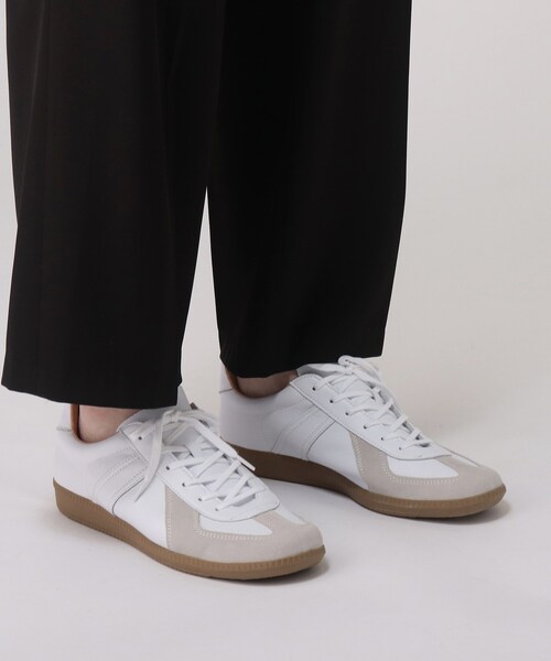 GERMAN TRAINER（ジャーマントレーナー）の「◆GERMAN TRAINER 別注レザースニーカー（スニーカー・メンズ・ホワイト/ブラック・50/70/60）」の4枚目の写真