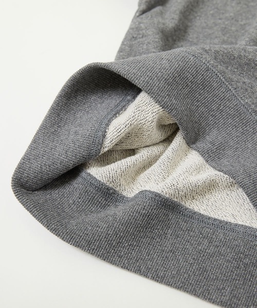 devirock（デビロック）の「無地 スウェットトレーナー（スウェット・キッズ・ライトカーキ/ピンクベージュ/ブルーグレー/ブラック/パープル系その他2/レッド系その他/グレー/パープル系その他/ヘザーチャコール/ダークグリーン/ブラウン系その他/アイボリー/パープル系5/オレンジ系5・120cm/90cm/130cm/140cm/160cm/150cm/110cm/80ｃｍ/100cm）」の20枚目の写真