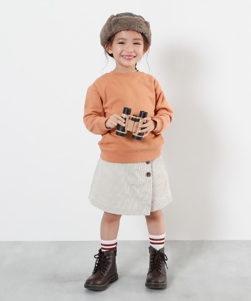 devirock（デビロック）の「無地 スウェットトレーナー（スウェット・キッズ・ライトカーキ/ピンクベージュ/ブルーグレー/ブラック/パープル系その他2/レッド系その他/グレー/パープル系その他/ヘザーチャコール/ダークグリーン/ブラウン系その他/アイボリー/パープル系5/オレンジ系5・120cm/90cm/130cm/140cm/160cm/150cm/110cm/80ｃｍ/100cm）」の15枚目の写真