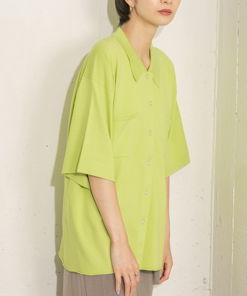 KBF（ケイビーエフ）の「ルーズシルエットニットシャツ（ニット/セーター・レディース・ネイビー/オレンジ/グリーン系その他・ONE）」の4枚目の写真