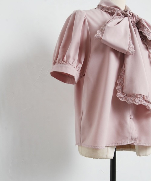 tocco closet（トッコ　クローゼット）の「【ZOZO限定】レースボウタイリボンブラウス（シャツ/ブラウス・レディース・オフホワイト/ベージュ/グレー系その他/ピンク系その他・M）」の11枚目の写真