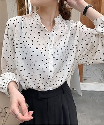 水玉シフォンのシャツ