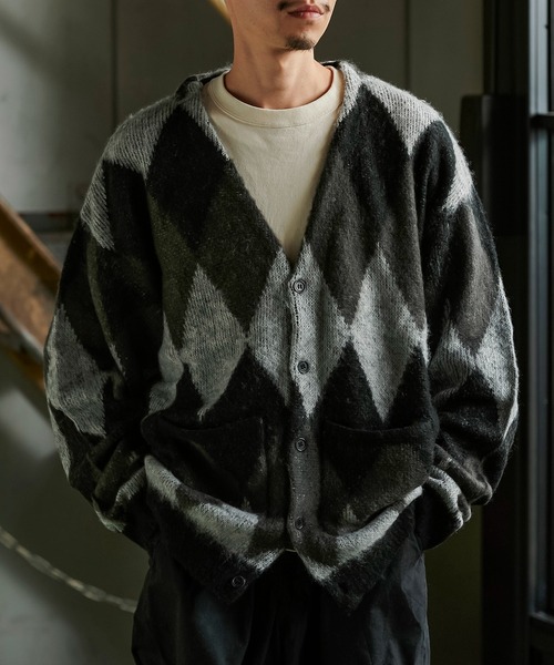 GORDON MILLER（ゴードンミラー）の「GORDON MILLER（ゴードンミラー）ダイヤ柄シャギーニットカーディガン 015（カーディガン/ボレロ・メンズ・ブラウン/グレー・M/L）」の3枚目の写真