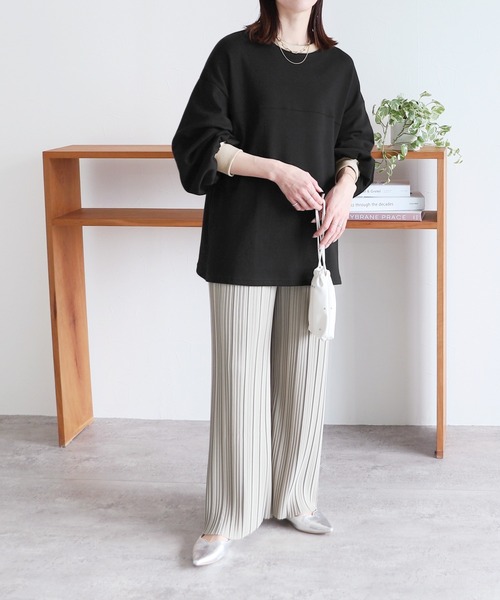 reca（レカ）の「ビッグシルエットバイカラーリブスウェット（スウェット・レディース・ブラック/オートミール/グレイッシュベージュ/ダークグリーン/ミント/ベージュ系その他/ベージュ系その他2/ブラック系その他/グレー・FREE）」の16枚目の写真