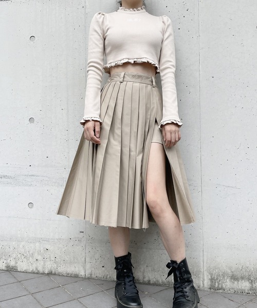 lilLilly（リルリリー）の「【再入荷】ショートリブトップス（ニット/セーター・レディース・ホワイト/ブラック/ベージュ/ピンク・FREE）」の11枚目の写真