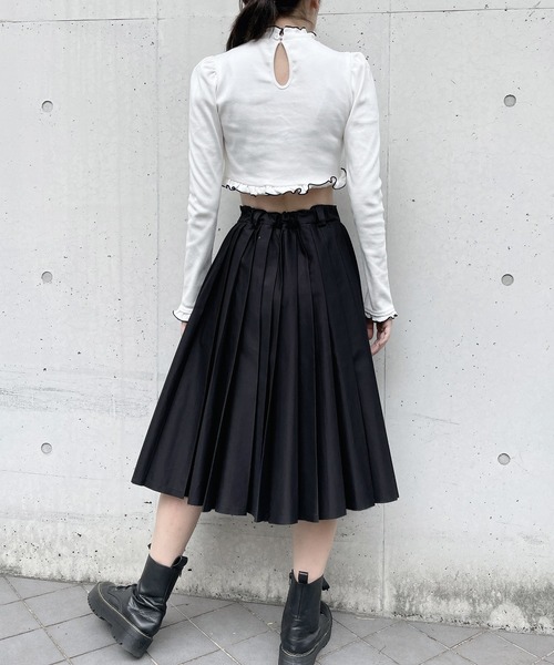 lilLilly（リルリリー）の「【再入荷】ショートリブトップス（ニット/セーター・レディース・ホワイト/ブラック/ベージュ/ピンク・FREE）」の17枚目の写真