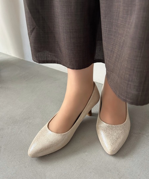 ORiental TRaffic（オリエンタルトラフィック）の「ミドルヒールパンプス / R-4008（パンプス・レディース・ブラック/ブラウン/グレー/ゴールド/ブラック系その他/ブラック系その他3/ベージュ・40/38/39/41/42/35/36/37/34/43/33）」の7枚目の写真