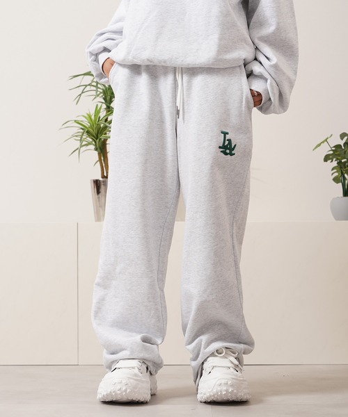 STAY GOLD（ステイゴールド）の「【STAYGOLD】 LAロゴ刺繍 スウェットパンツ【セットアップ可能】/ LA Logo Embroidered Sweatpants（スウェットパンツ・メンズ・ホワイト/ブラウン/グリーン/グレー/ブルー/ブラック/ホワイト系/ボルドー/ネイビー・FREE/M/L）」の21枚目の写真