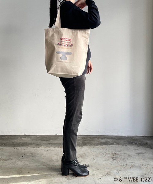 COMMON WARE（コモンウェアー）の「FD：キャラチョイ　HARRYPOTTER ハリーポッター HAPPYBIRTHDAY/ペチュニアおばさんが作ったプディング/ハーマイオニー/クルックシャンクス/ ファング トートバッグ（トートバッグ・レディース・ホワイト系1/ホワイト系2/ホワイト系3/ホワイト系4/ホワイト系5・FREE）」の18枚目の写真