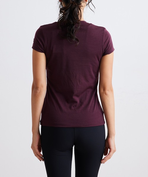 SN super.natural（スーパーナチュラル）の「【super.natural】HORIZONTAL SNLOGO 半袖ロゴTシャツ（Tシャツ/カットソー・レディース・ワイン/ブラック/グリーン・S）」の11枚目の写真