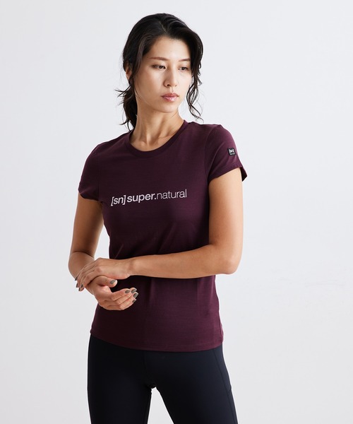 SN super.natural（スーパーナチュラル）の「【super.natural】HORIZONTAL SNLOGO 半袖ロゴTシャツ（Tシャツ/カットソー・レディース・ワイン/ブラック/グリーン・S）」の18枚目の写真