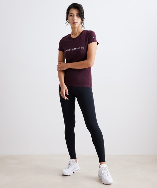 SN super.natural（スーパーナチュラル）の「【super.natural】HORIZONTAL SNLOGO 半袖ロゴTシャツ（Tシャツ/カットソー・レディース・ワイン/ブラック/グリーン・S）」の19枚目の写真