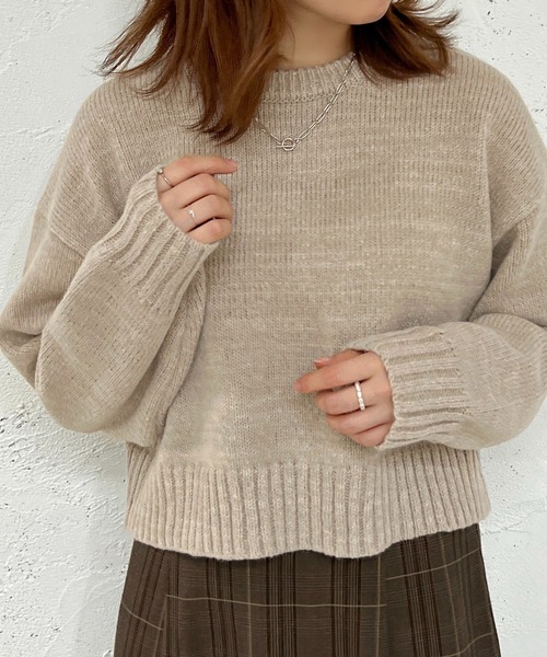 apres jour mignon(アプレジュールミニョン)の「ショートニットプルオーバー【ZOZOTOWN限定アイテム】(ニット/セーター・レディース・オレンジ/ブルー/ベージュ/アイボリー/ブラック・X-LARGE/フリー)」の3枚目の写真