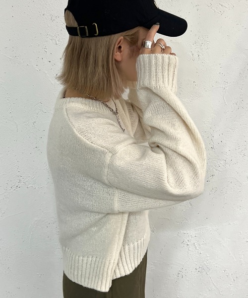 apres jour mignon(アプレジュールミニョン)の「ショートニットプルオーバー【ZOZOTOWN限定アイテム】(ニット/セーター・レディース・オレンジ/ブルー/ベージュ/アイボリー/ブラック・X-LARGE/フリー)」の9枚目の写真