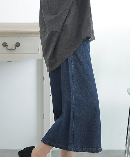 ElegChic(エレグシック)の「ミモレ丈 ワイドパンツ(デニムパンツ・レディース・ダークネイビー/ブルー/ネイビー・3L/4L/M/L/XL)」の4枚目の写真