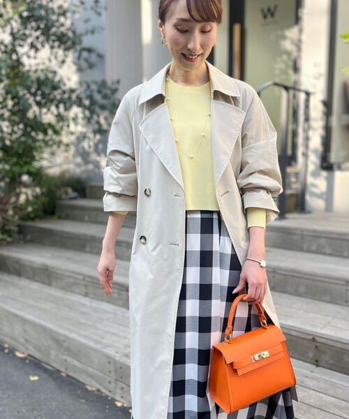 NOLLEY’S Sophi（ノーリーズソフィ）の「LIMONTAタフタトレンチコート（トレンチコート・レディース・ベージュ/ネイビー・36/38）」の6枚目の写真